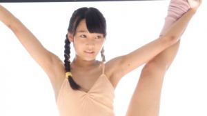 梨礼ちゃんバレエ服
